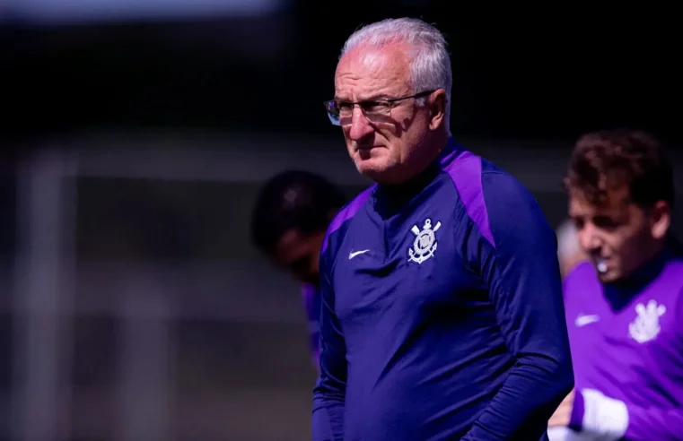 Dorival Júnior fecha lista de saídas com Hugo, Coronado e outros