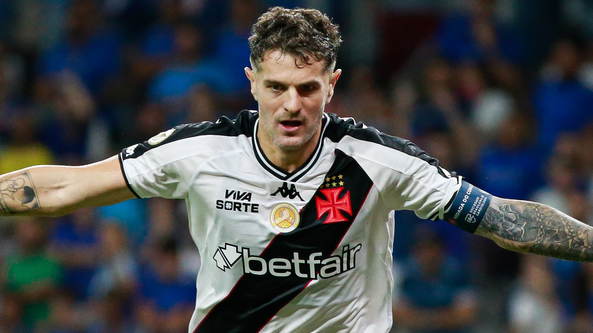 Emiliano Díaz revela negativa de Vegetti, do Vasco, ao Corinthians