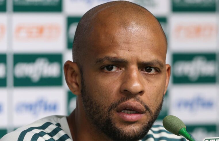 Felipe Melo ironiza torcedores do Corinthians por Palmeiras no Mundial