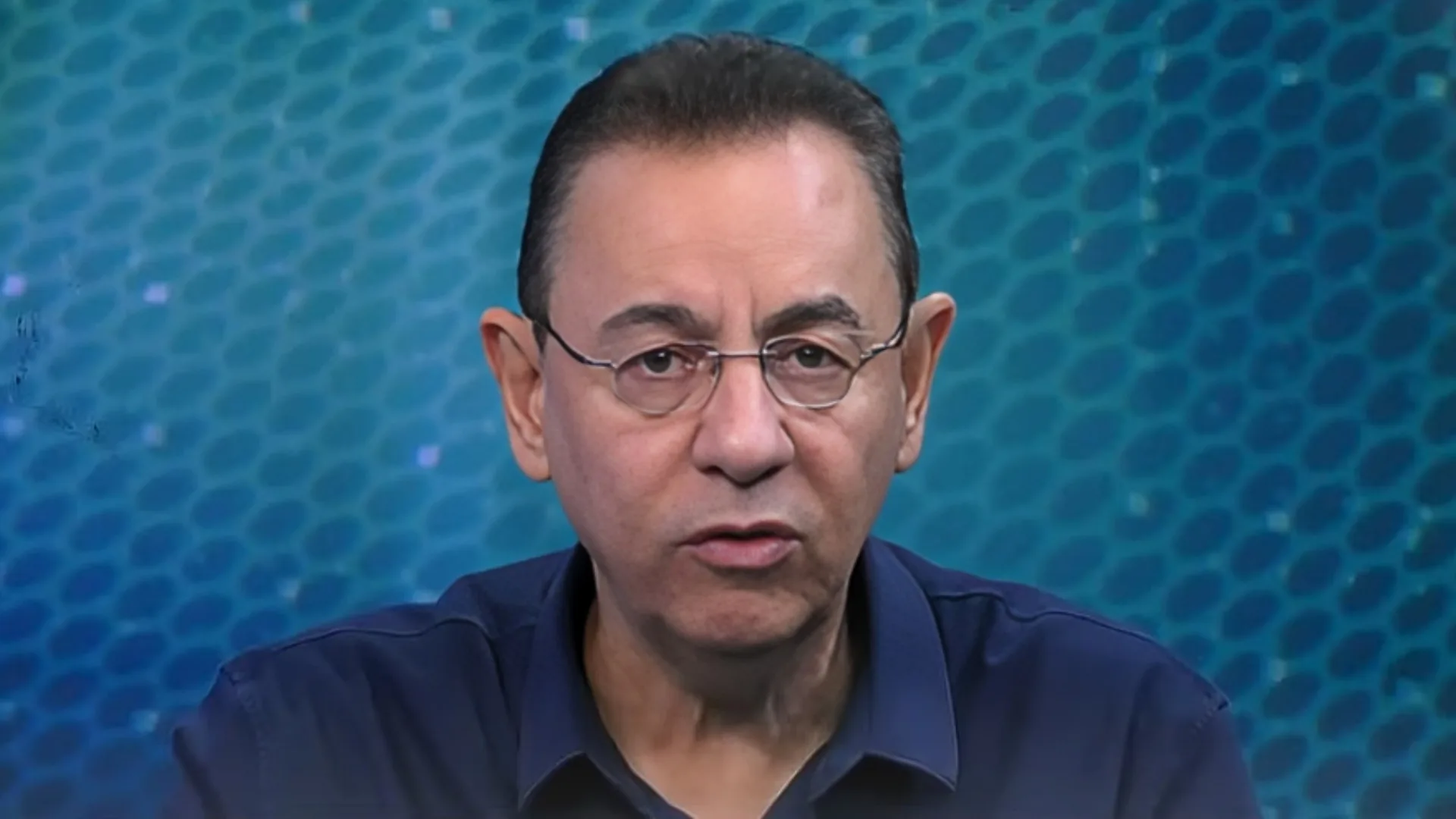 Flávio Prado diz que Depay não joga mais pelo Corinthians