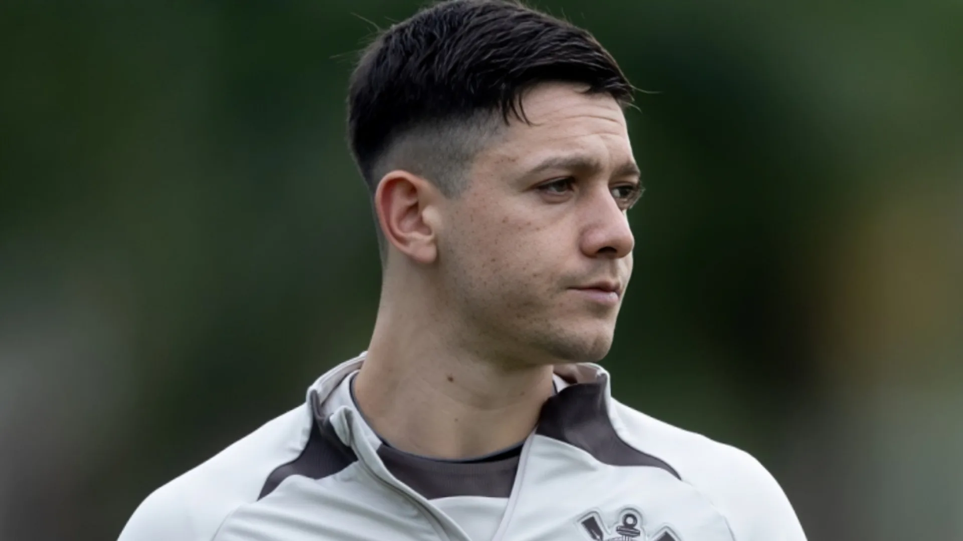 Garro quer deixar o Corinthians e Nicola revela decisão do clube