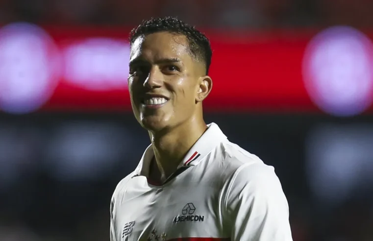Igor Vinícius se aproxima de trocar São Paulo pelo Corinthians