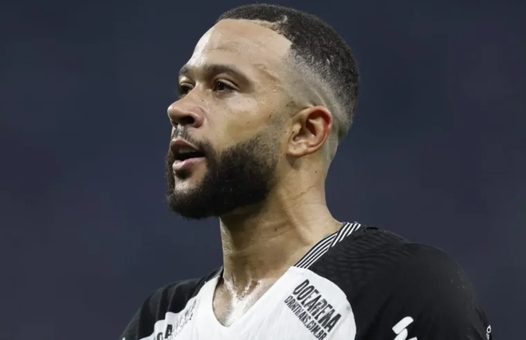 Memphis Depay se anima com o Besiktas e pode ser vendido
