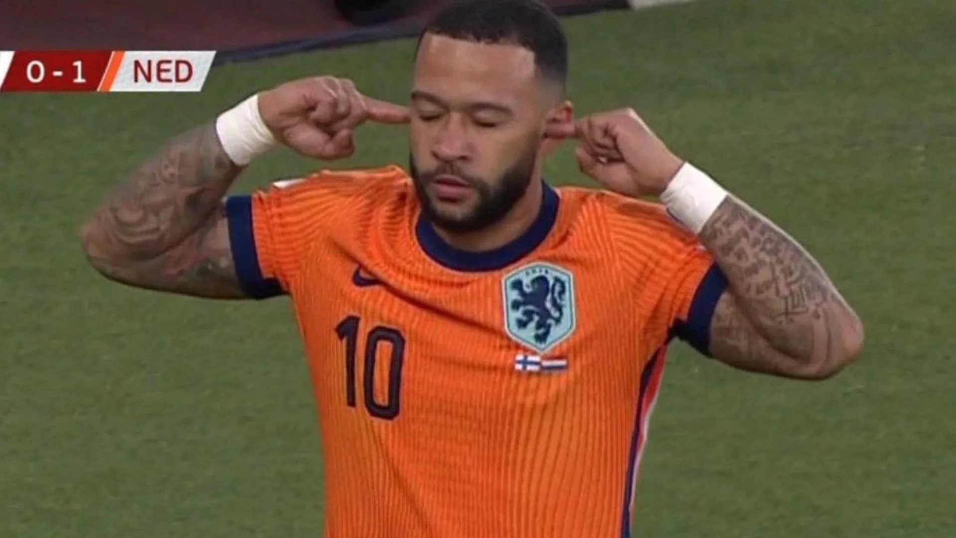 Memphis marca pela Holanda e torcida do Corinthians reage