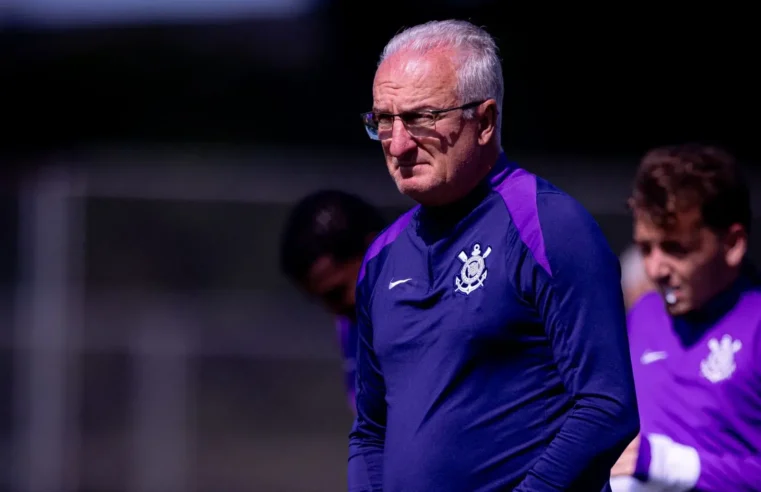 Nicola indica 12 jogadores que o clube pode negociar