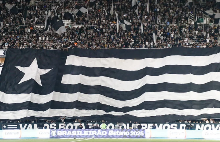 Botafogo muda time titular contra o Corinthians pelo Brasileirão