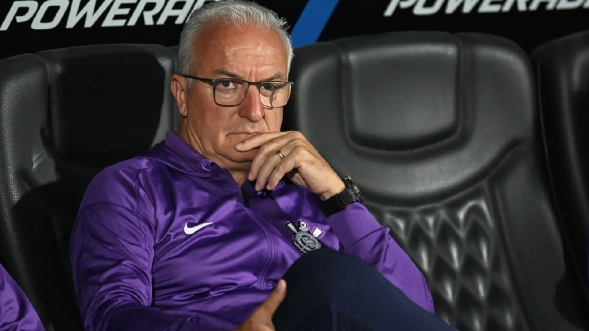 Casagrande prevê saída de técnico do Corinthians