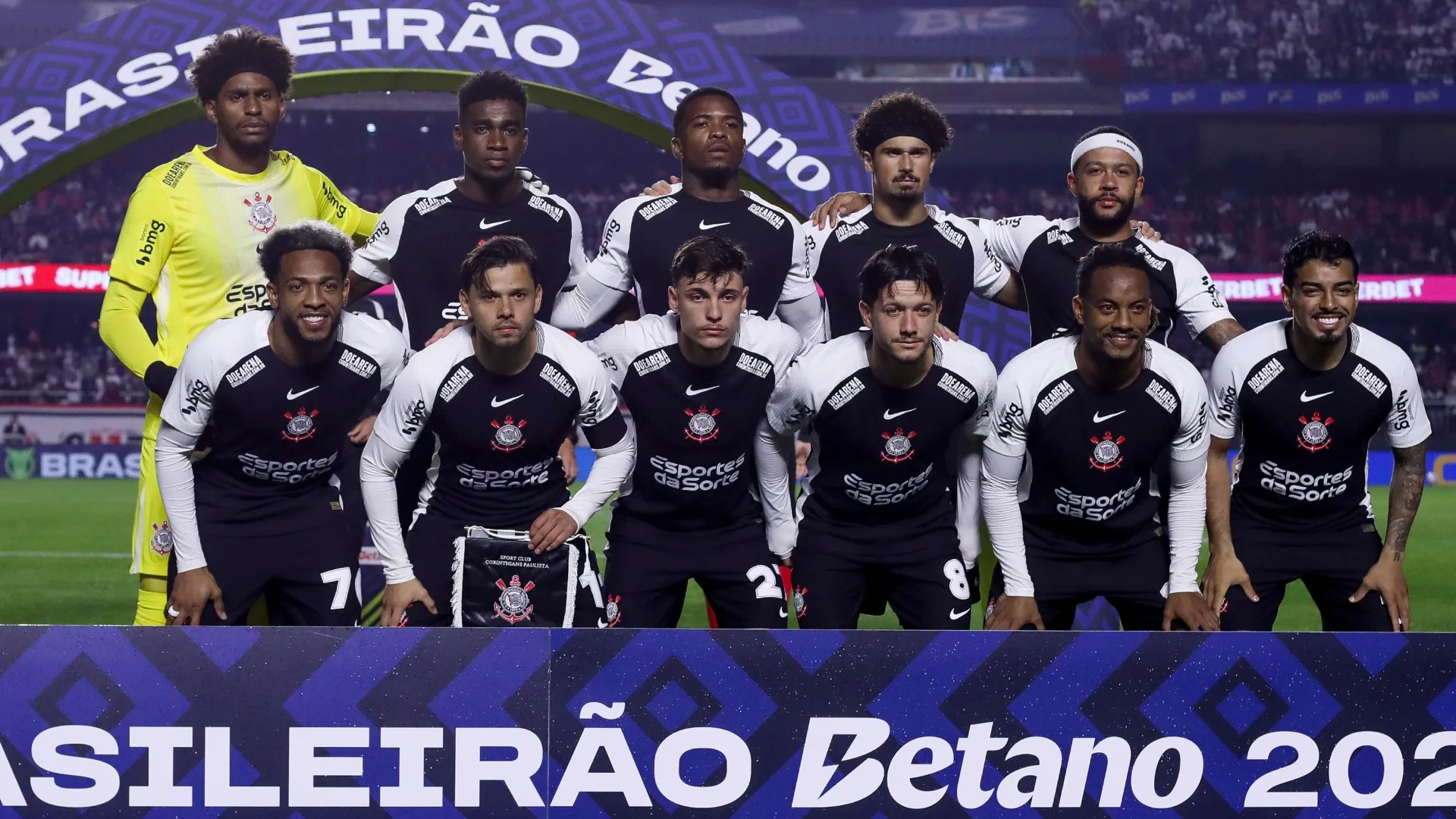 Corinthians muda escalação contra o Botafogo pelo Brasileirão