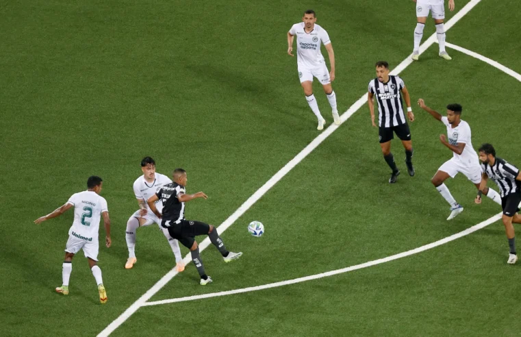 Corinthians tem conversas com Victor Sá e Hernan explica negociação