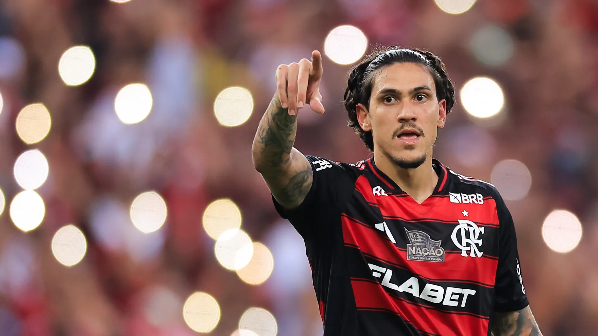 Craque Neto sugere Pedro trocar o Flamengo pelo Corinthians