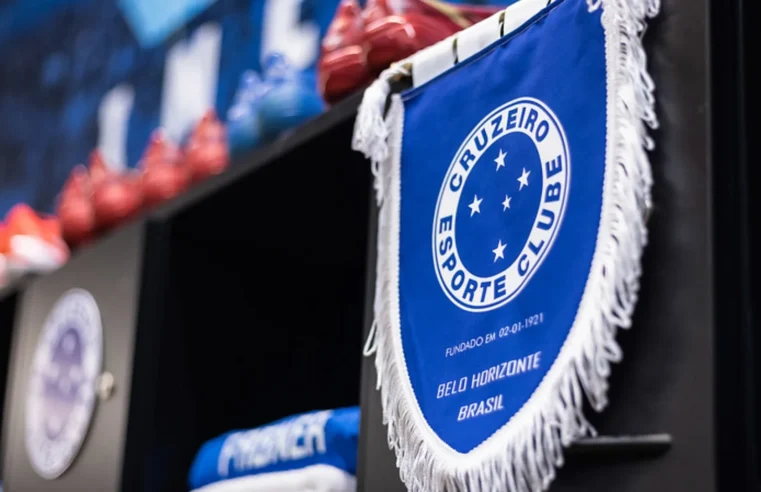 Cruzeiro muda escalação contra o Corinthians pelo Brasileirão hoje