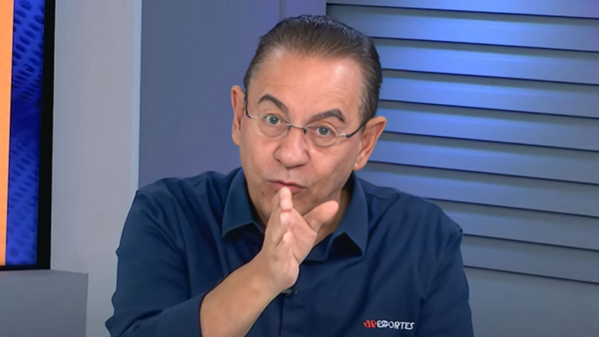 Flávio Prado aponta previsibilidade no Palmeiras e critica Abel Ferreira