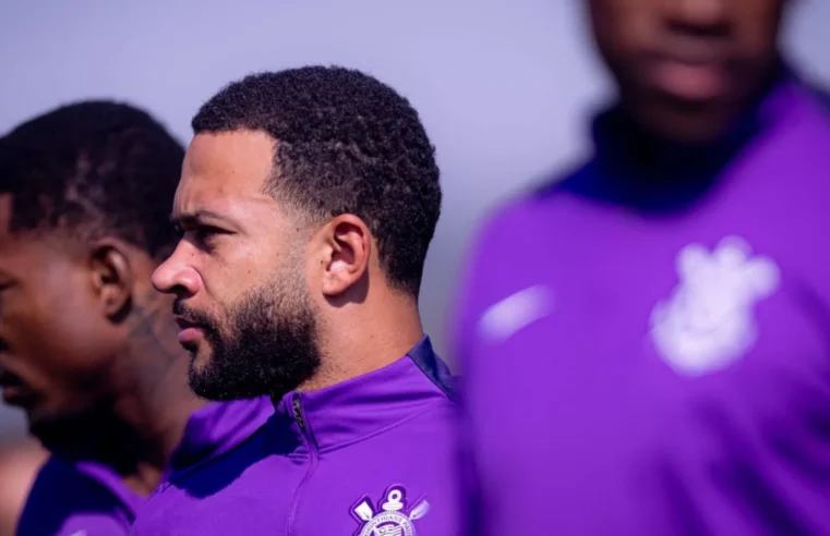 Marcelinho Carioca banca insatisfação com Depay no Corinthians