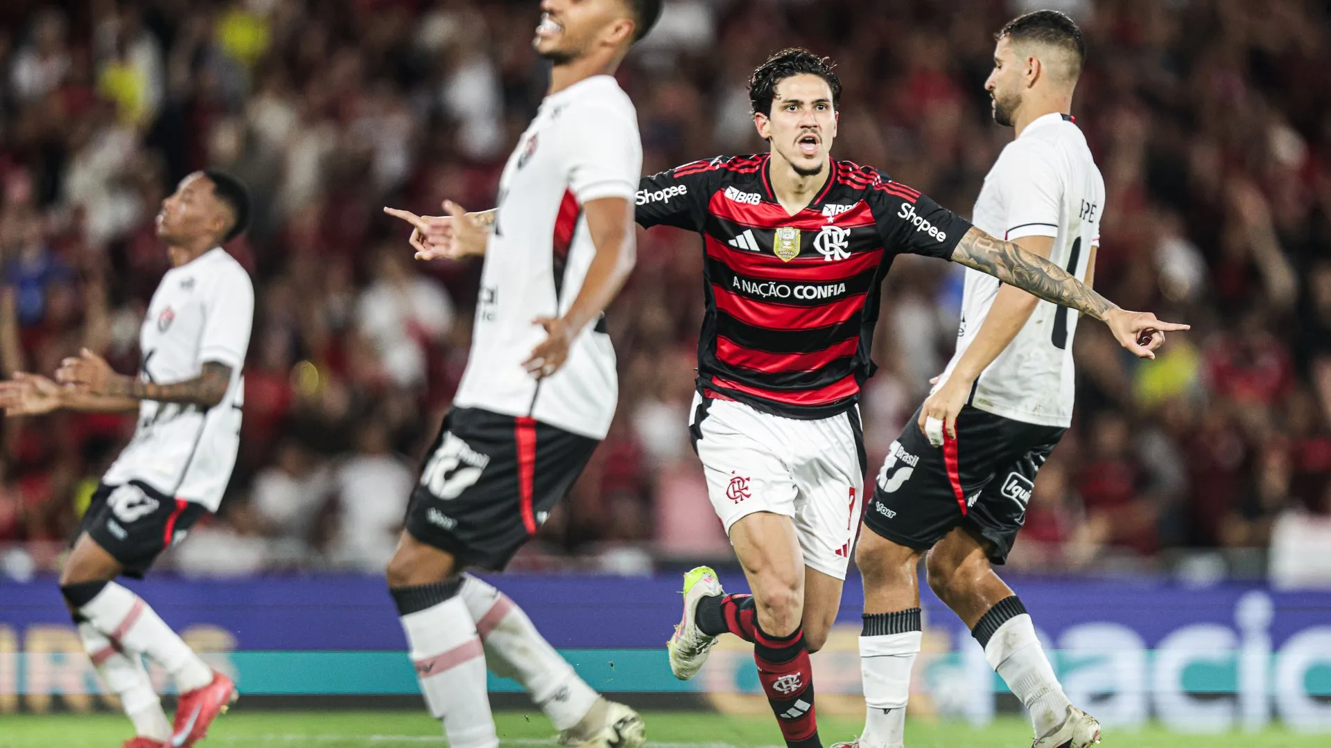 21ª rodada do Brasileirão tem goleada histórica do Flamengo