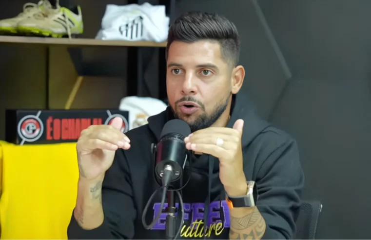 Cicinho vê Corinthians irreconhecível no Brasileirão e alerta sobre Z4