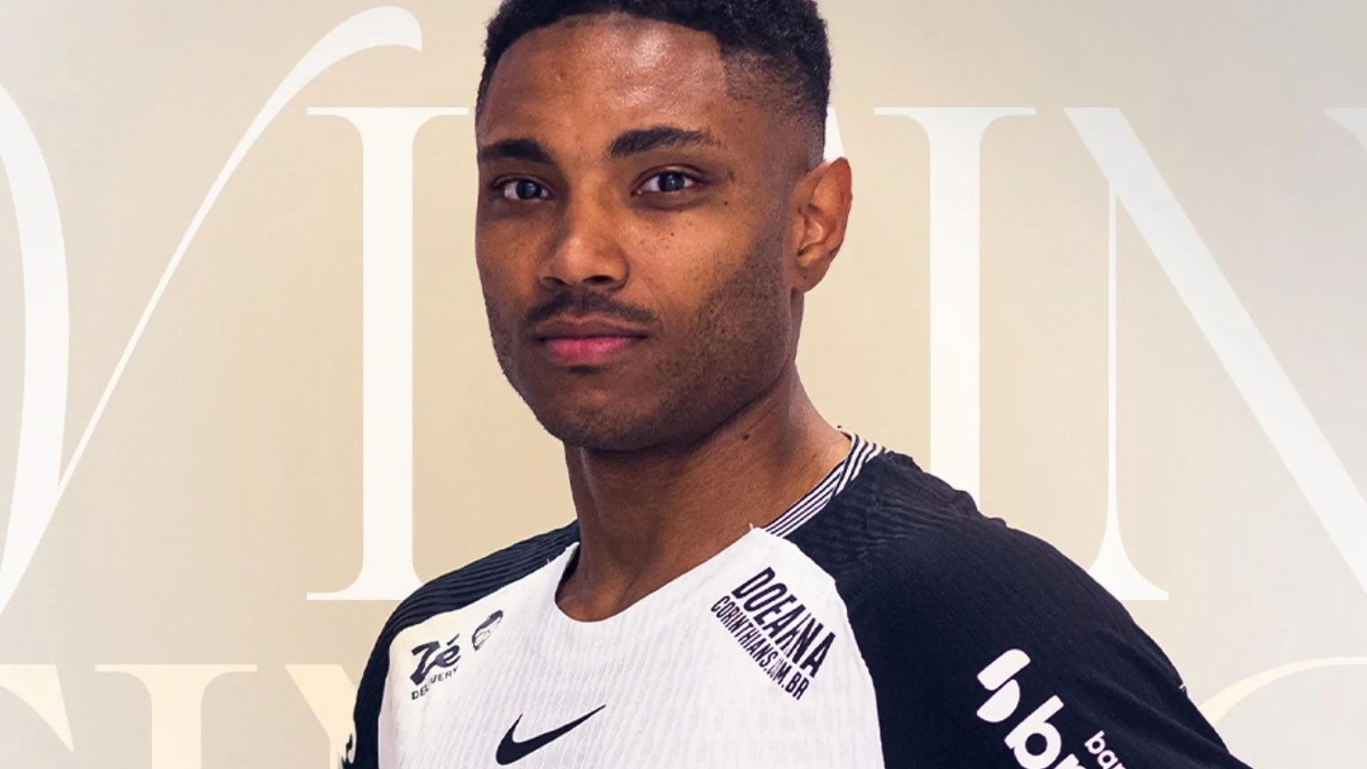 Corinthians contrata Vitinho com atacantes no DM