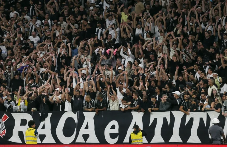 Corinthians revela situação da lesão de Maycon e torcida reage