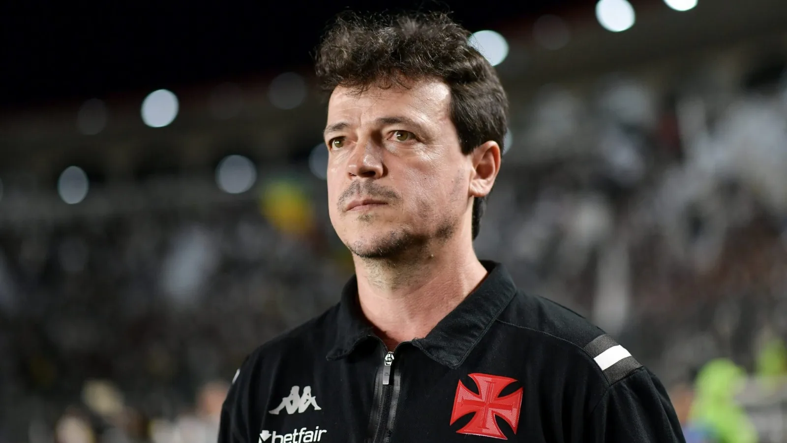 Diniz deve ‘barrar’ Vegetti e torcida reage