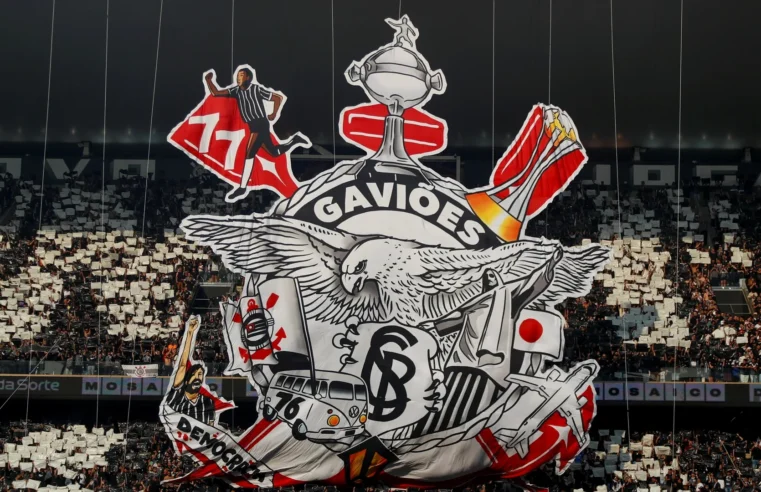 Facincani elogia torcida do Corinthians e aponta diferencial