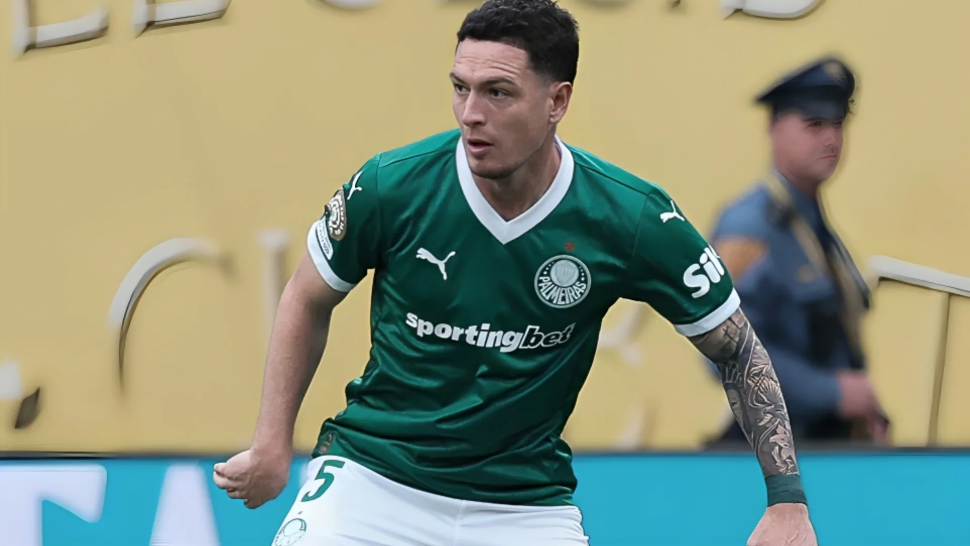 Milton Neves condena Aníbal Moreno por cabeçada em Palmeiras x Corinthians
