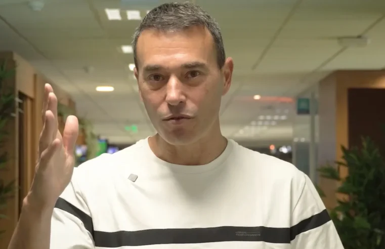 Rizek ignora Corinthians e crava favoritos ao título