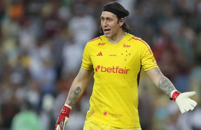 Cássio aponta torcida do São Paulo como a mais ‘chata’ no Brasil