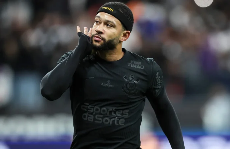 Memphis se reapresenta após faltar treino por megaoperação no Rio