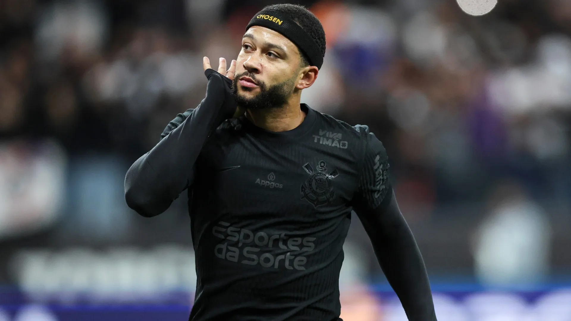 Milly Lacombe analisa custo-benefício de Memphis Depay no Corinthians