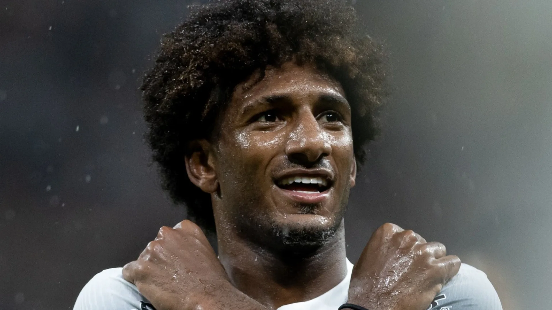 Torcedores do Corinthians “dispensam” Maycon, Romero e Talles Magno