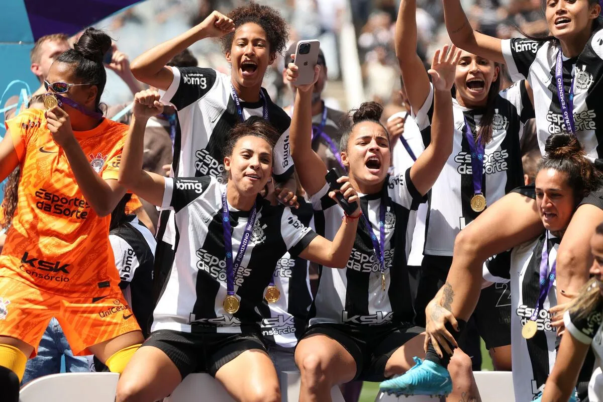 Contra o Deportivo Cali, da Colômbia, Corinthians vai em busca da sexta Libertadores | Torcedores