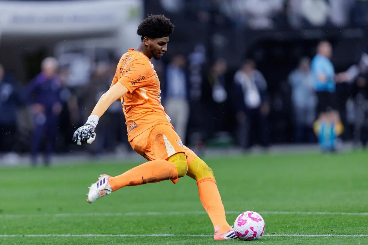 Corinthians tem retornos e cinco desfalques para duelo com o Vitória | Torcedores