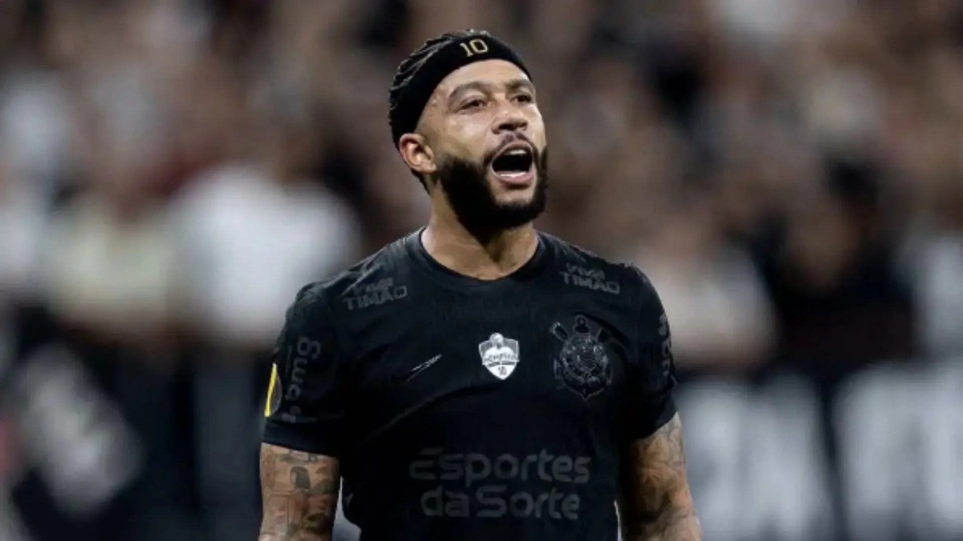 Corinthians quer reduzir gasto de R$ 250 mil com Memphis