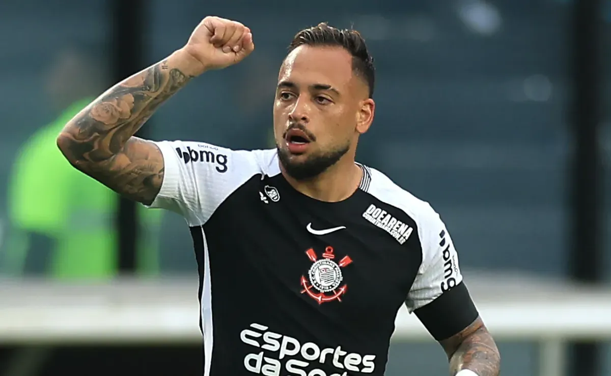 Shakhtar recusa empréstimo, mas aceita vender Maycon ao Corinthians por R$ 12 milhões