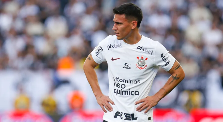 Timão usa prêmio de título para quitar dívida milionária com Rojas